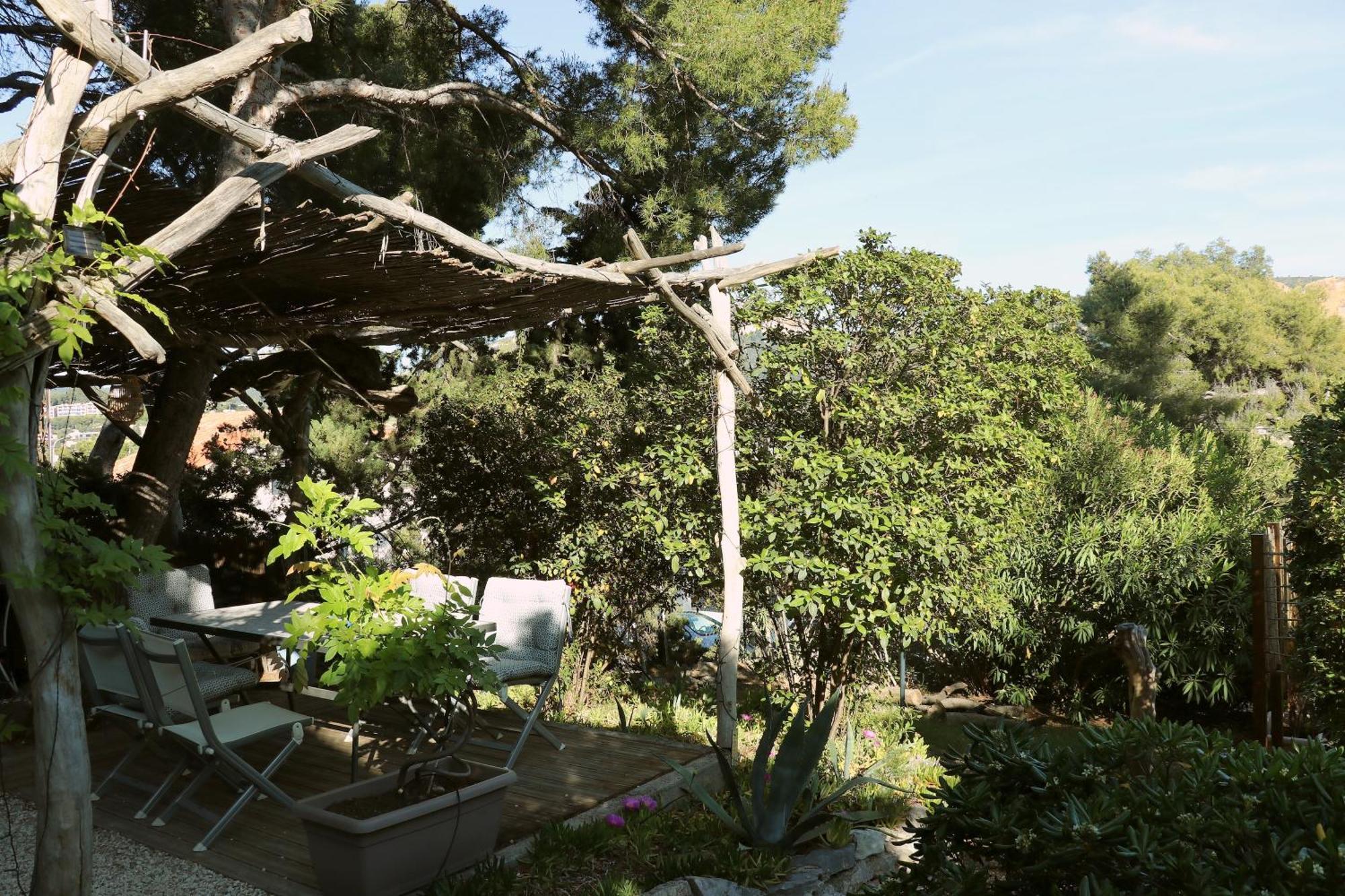 Appartements Avec Jardin Dans Villa Rocaille Cassis Esterno foto